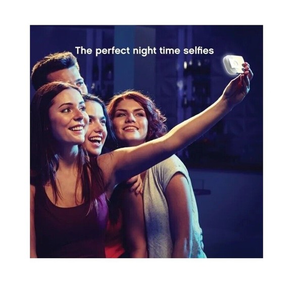 ON AIR Mini Mobile Selfie Light - Compact LED Halo Light with Full RGB 18 Color - Picture 6 of 11